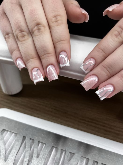 Maniciure Żelowy i Hybrydowy