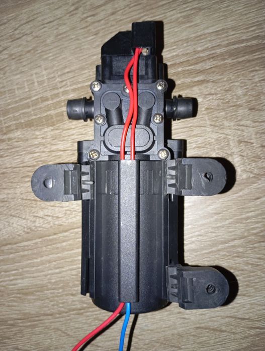 Bomba diafragma 12volts.