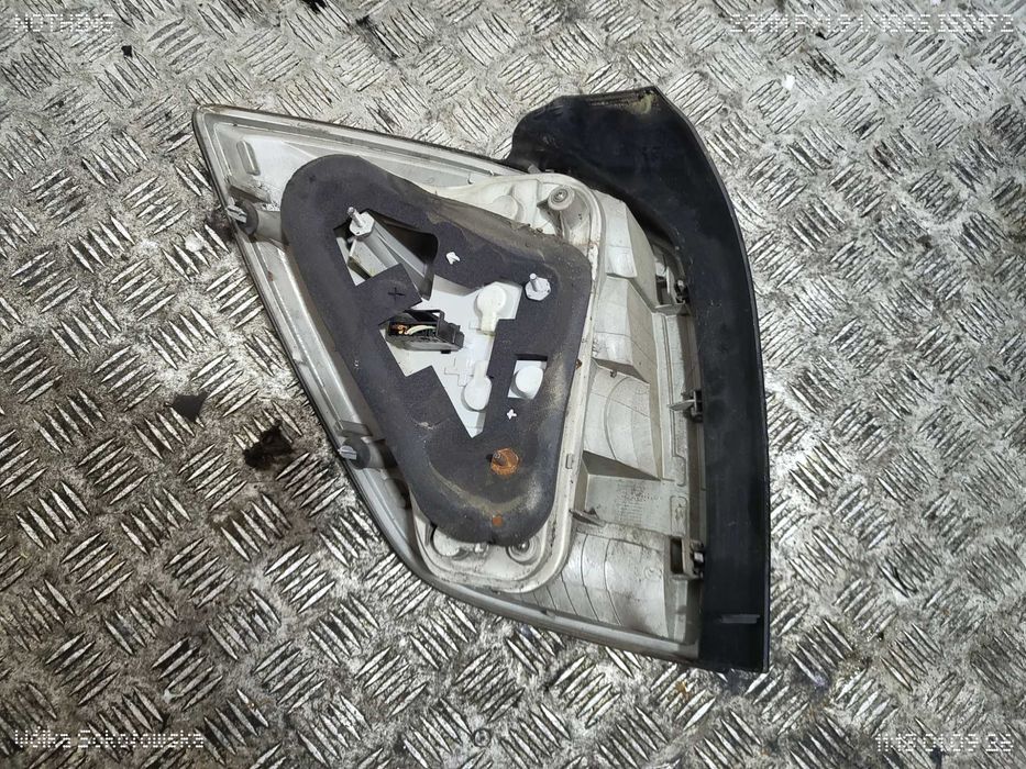 Opel Astra H III 3 Kombi Lampa Prawy Tył Prawa Tylna