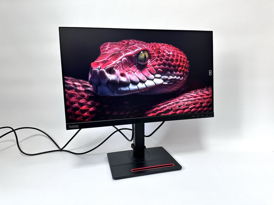 Монітор 23.8" Lenovo P24q-20 2560x1440 (2K QHD,16:9) IPS 8 bit sRGB 99% DCI-P3 84% безрамковий