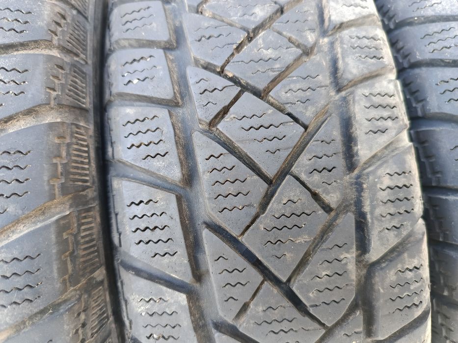 Komplet opon 135/80/R13 Dunlop sp winter sport