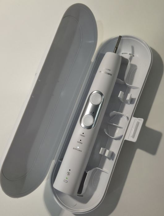Электрическая зубная щетка Philips Sonicare ProtectiveClean 6100
