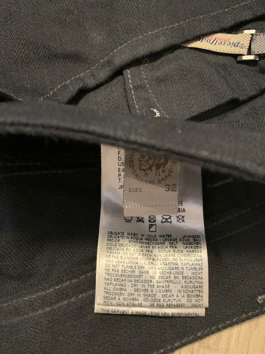 Jeansy Diesel Darron czarne, ciężkie 32/30