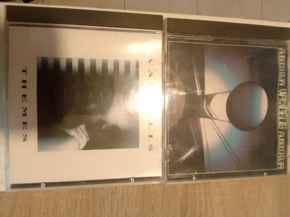 17 CDs variados diversos