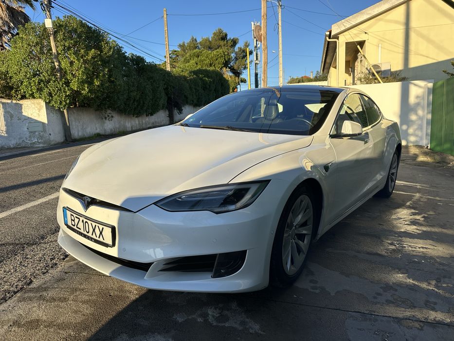Tesla Model S75D