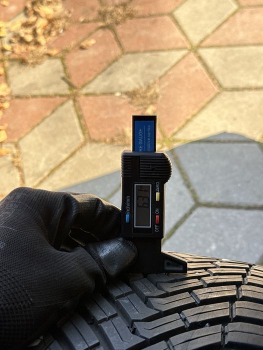 195/60/16 Continental всесезонка пара шини б/у склад