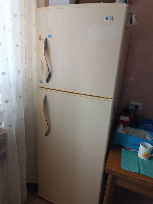 Холодильник LG, рабочий.