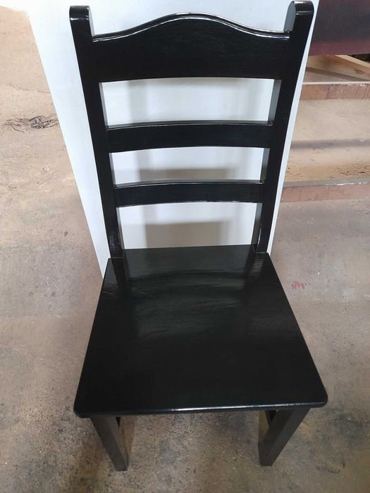 Table and Four Chairs64729970336386122