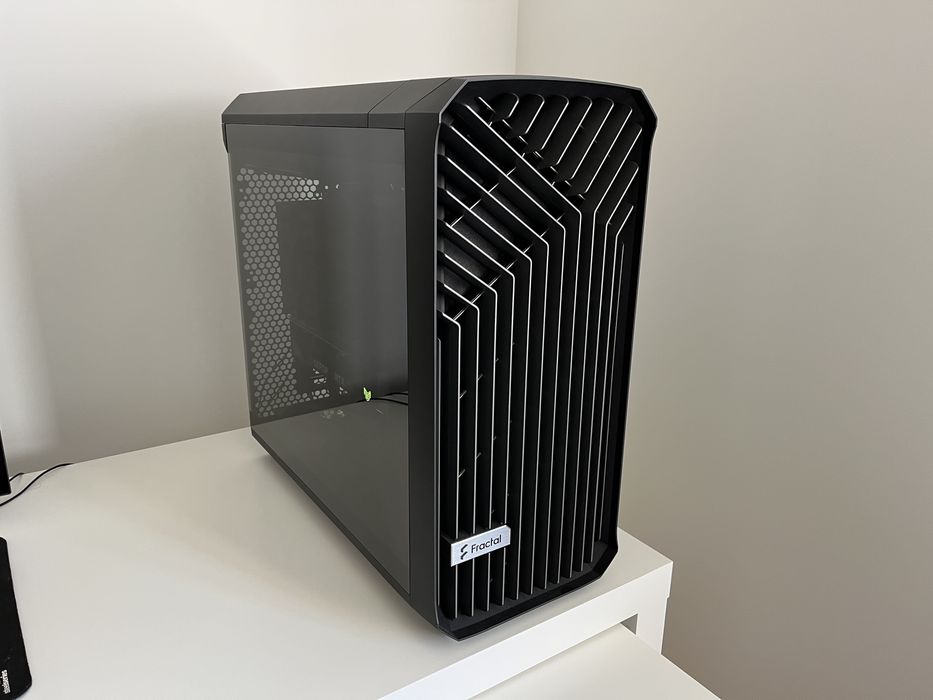 PC Desktop - RTX 4070 | 32Gb DDR5 | Ryzen 5 7500 | NVMe 1Tb