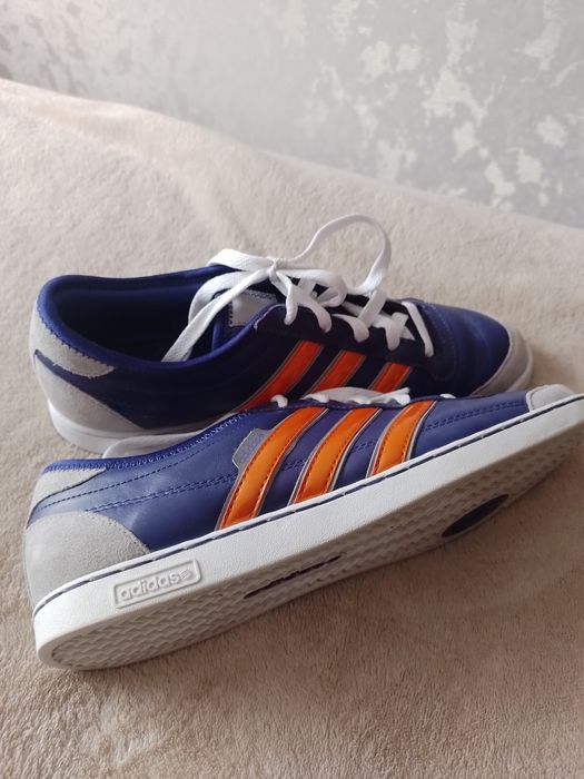 Кросівки 40розмір.