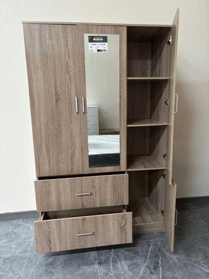 Guarda-roupa de 3 portas com espelho. Novo na caixa - Entrega gratuita ao domicílio.
