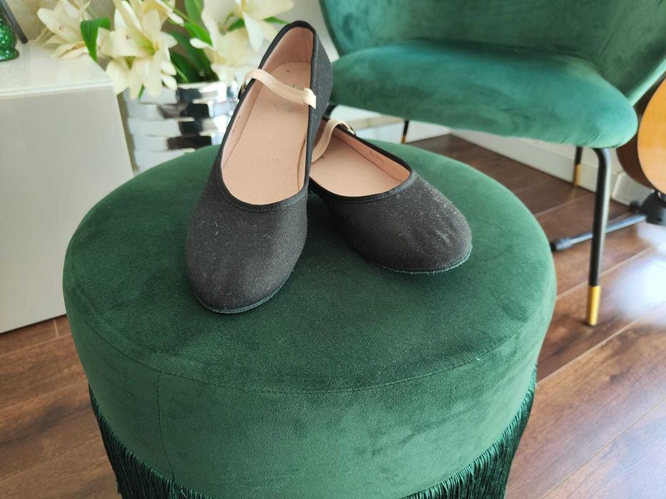 Sapatos de caráter- ballet