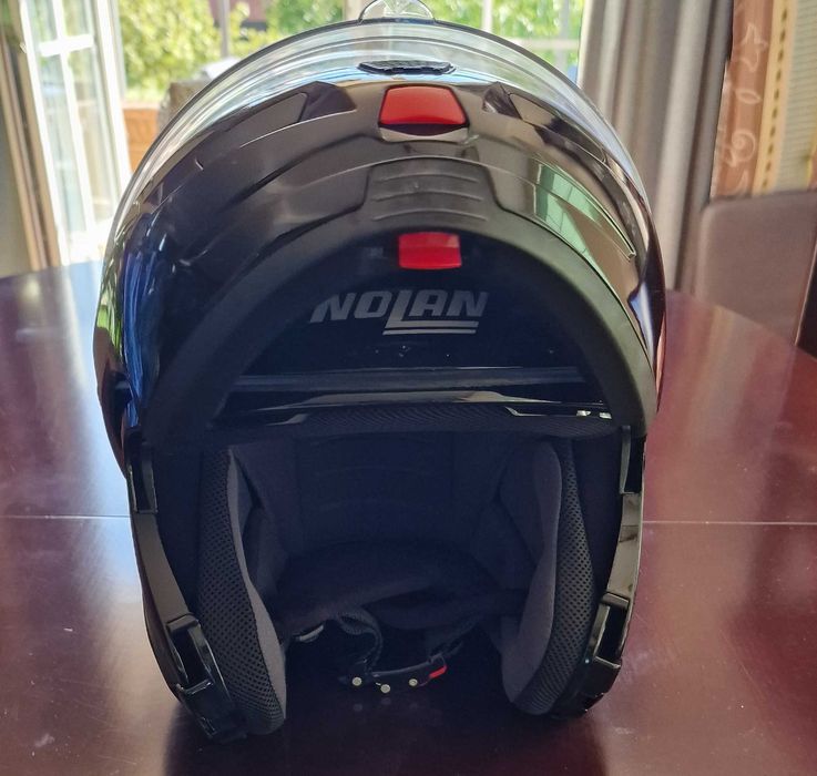 Komplet ubrania na motocykl: kurtka, spodnie, buty, kask