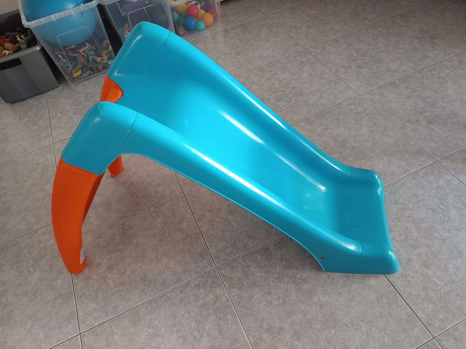 Escorrega infantil