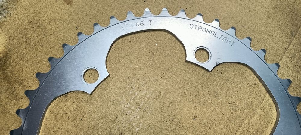 Prato Stronglight 46T