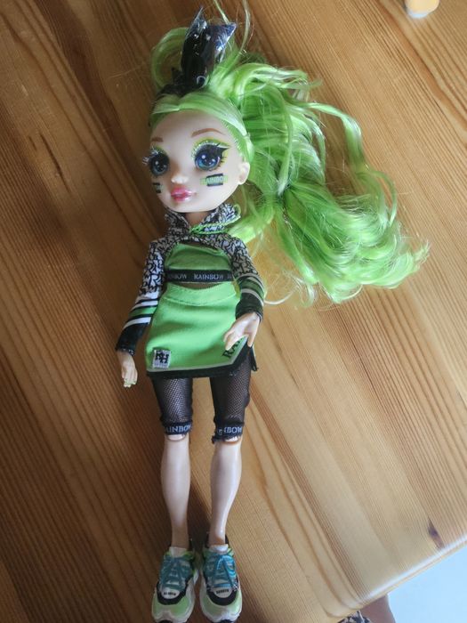 Rainbow High Jade Hunter z serii Cheer
