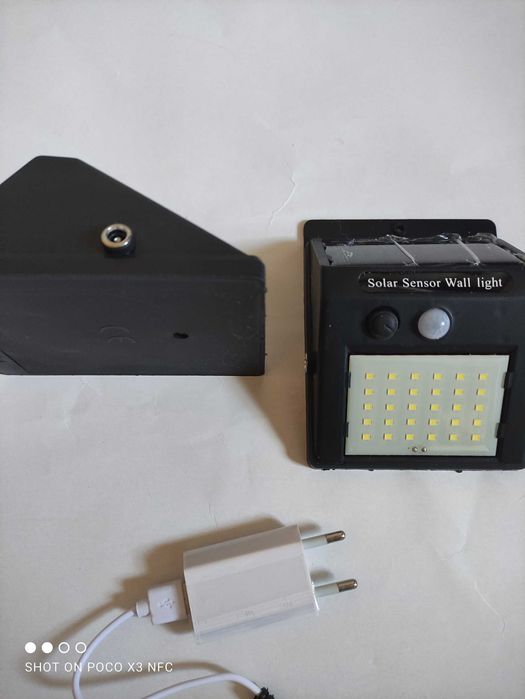 Уличный настенный светильник,светодиодный 2 шт.+зарядка