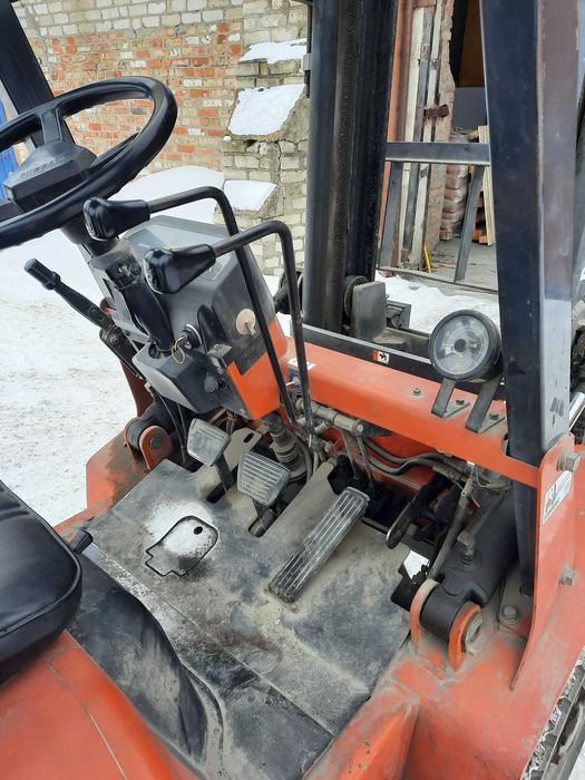 Погрузчик газ бензин 2.5т