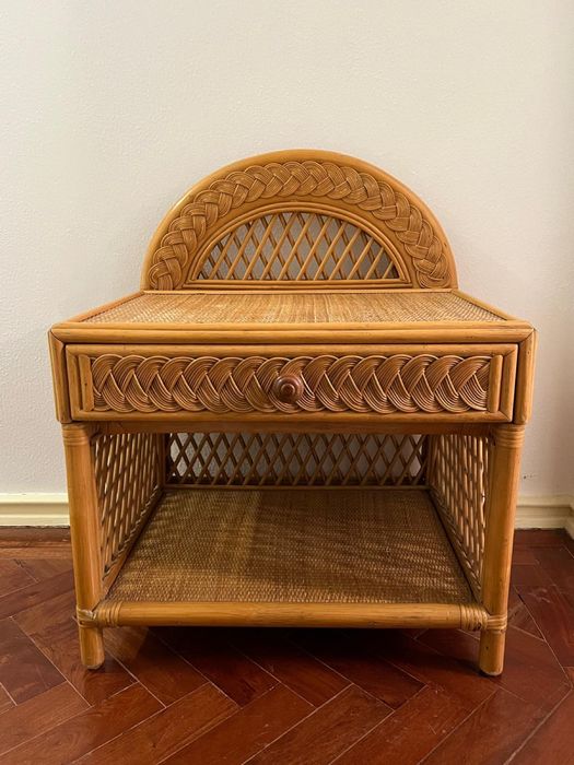 Consola vintage em rattan e bambu
