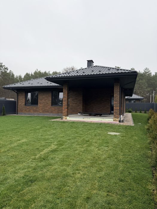 Продається затишний одноповерховий будинок серед соснового лісу