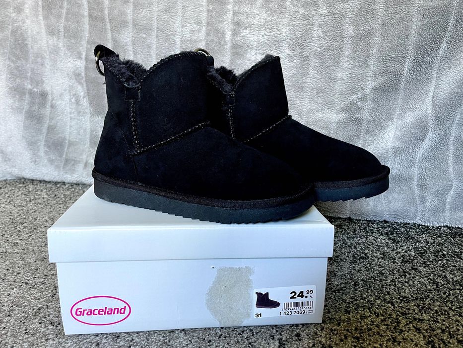 Botas pretas menina 31 - NOVAS