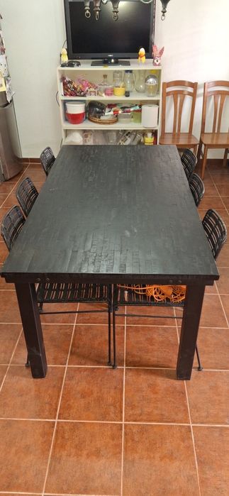Mesa madeira preta com 6cadeiras