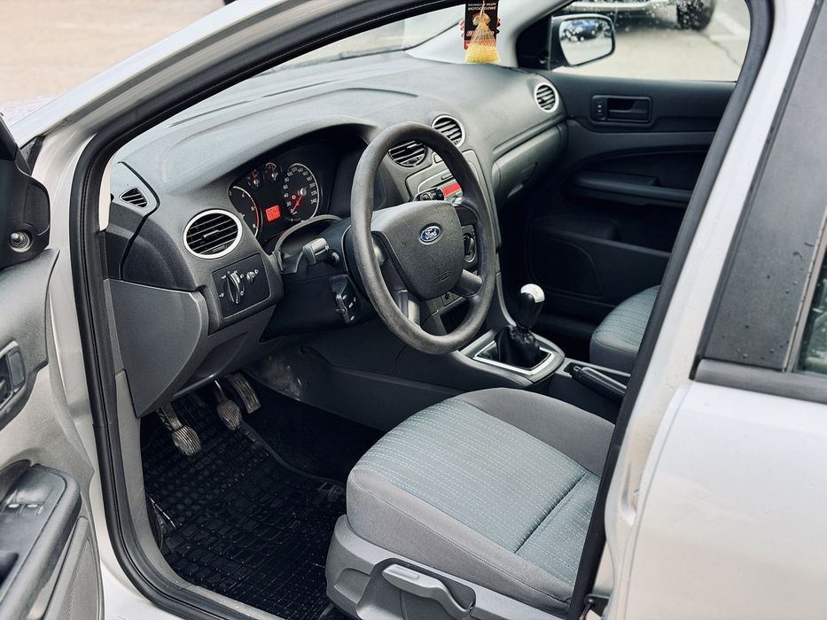 Ford Focus 1.6 d kombi Klima 2007r