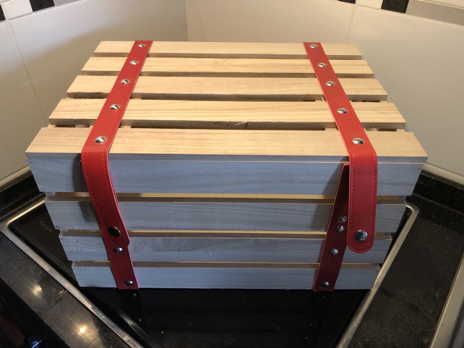 2 Caixas  madeira bonita