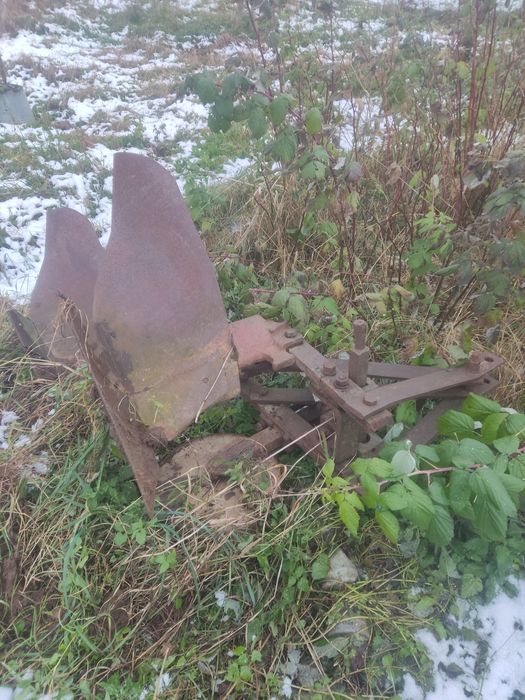 Плуг 2 35 заводський