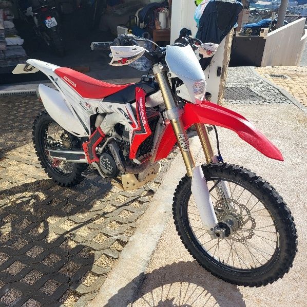 Honda CRF 450 R 2015 matriculada