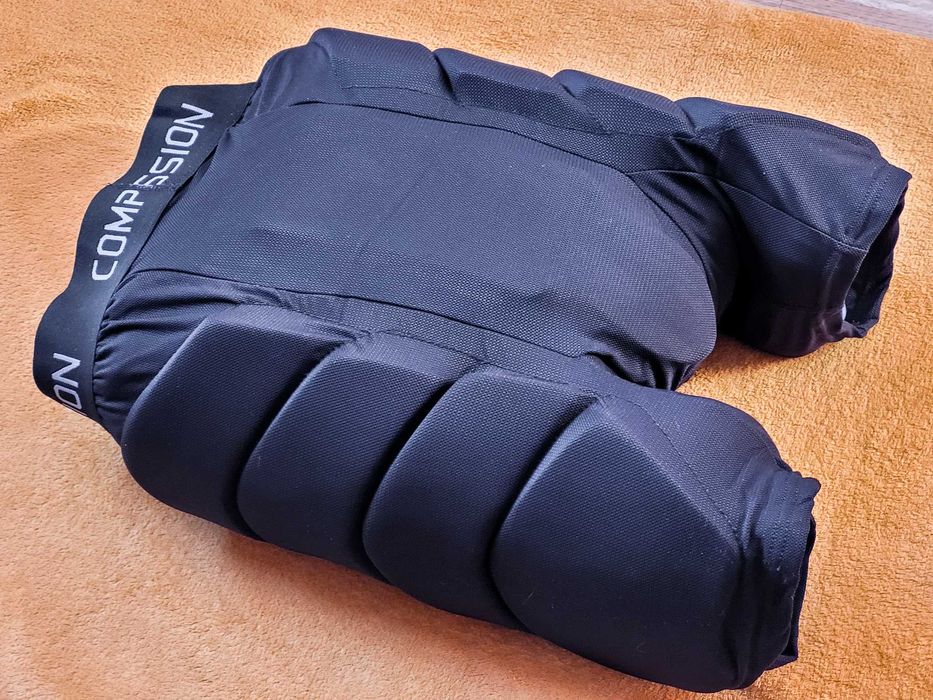 Spodenki ochronne na narty i snowboard, rozmiar M