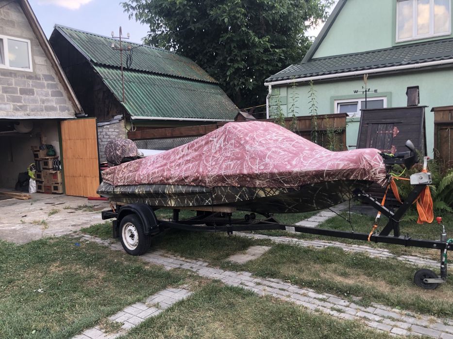 Човень ОБЬ 1 з двигуном Mercury F30ELPT та лафетом