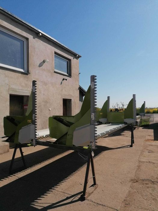 Stół do rzepaku John Deere Producent