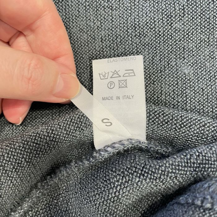 Вʼязаний кардиган у стилі jacquemus