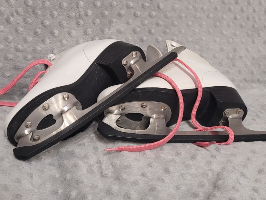 Łyżwy figurowe roz. 32