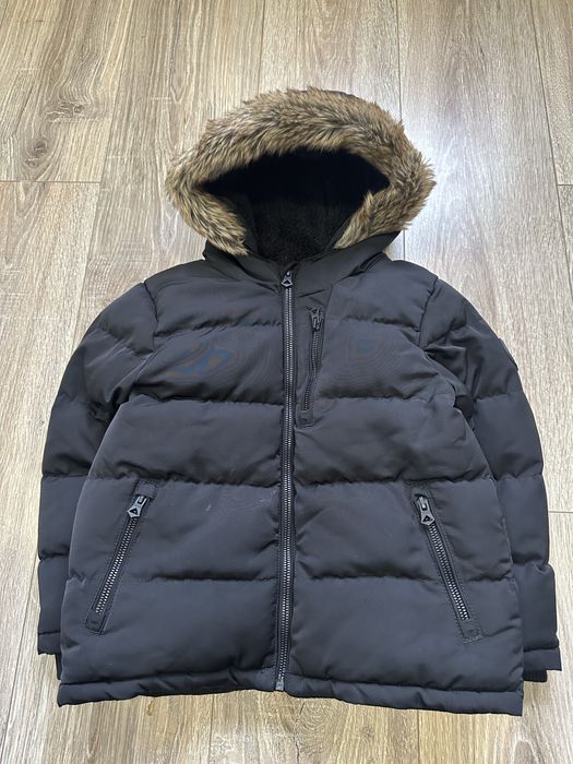 Зимова куртка для хлопця 116/122 розмір чорна