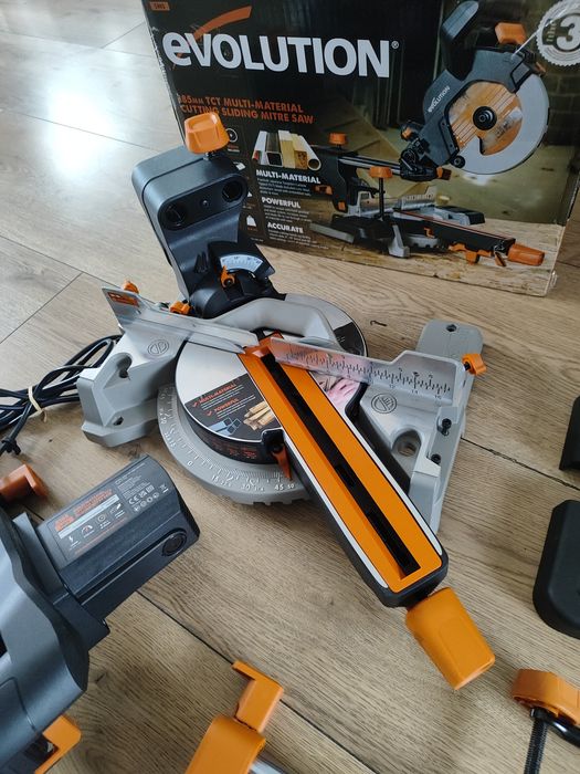 Nowa Ukośnica z posuwem Evolution R185 SMS, rok 03/2025, nieużywana