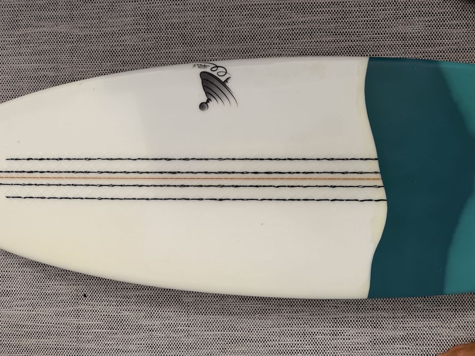 Prancha de Surf 6'O_Excelente estado_LEVE_famoso shaper Rob Vaughan