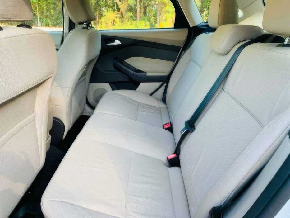 Ford Focus Electric      2016