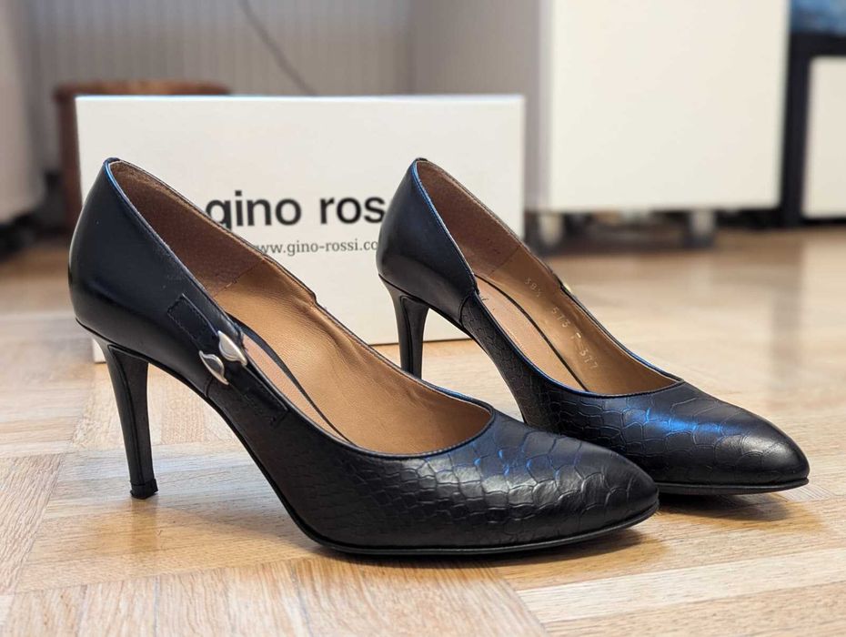 Czółenka czarne Gino Rossi 38,5