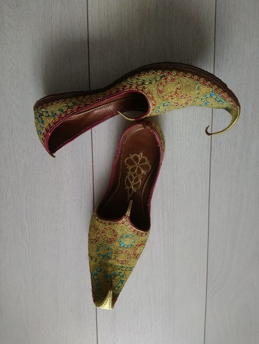 Східні вінтажні тапочки Аладіна Моджари 38-39 розмір шкіряні