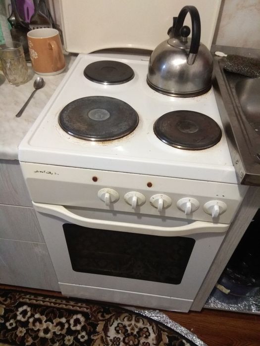 Продам електроплиту