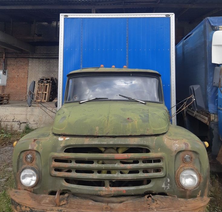 Продам 2шт ЗИЛ .Можливо на запчастини