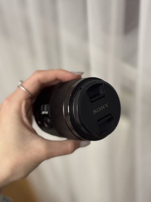 Обʼєктив sony FE 1.8 35mm