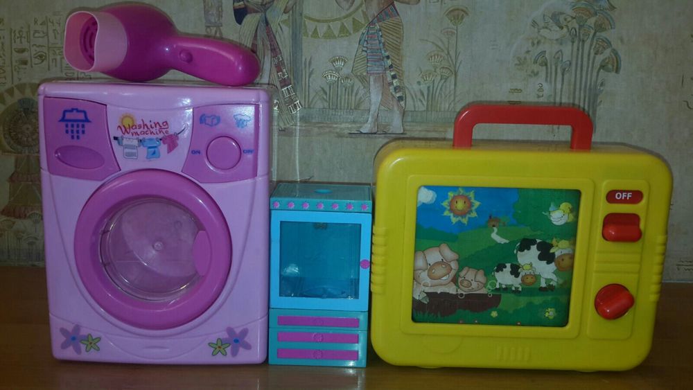 Детские игрушки стиральная машинка, холодильник, фен и музыкальная