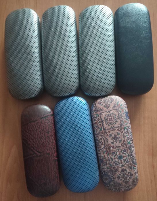 Etui do okularów 7 sztuk.
