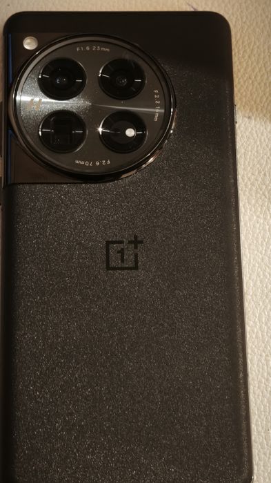 Oneplus12 Ram 16gb Rom 512 GB czarny.