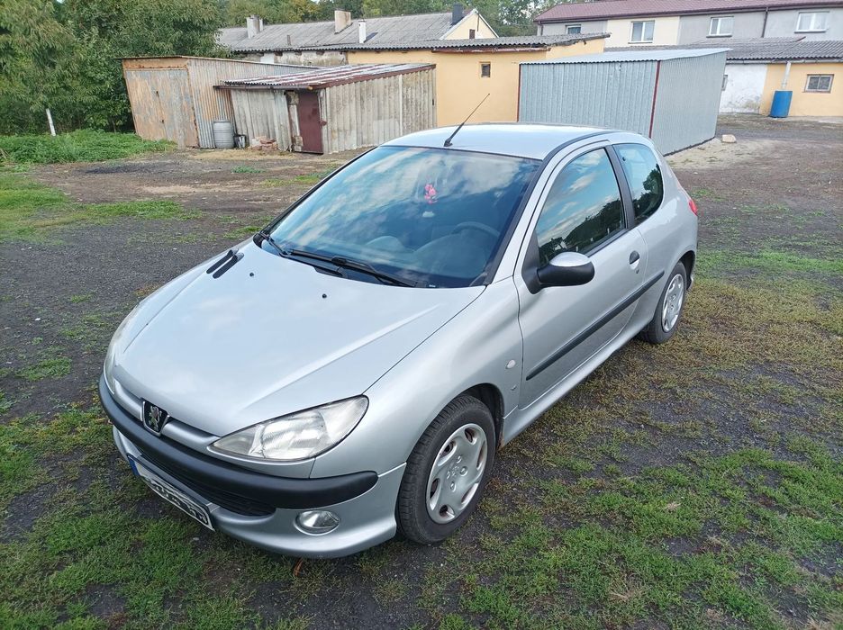 Peugeot 206