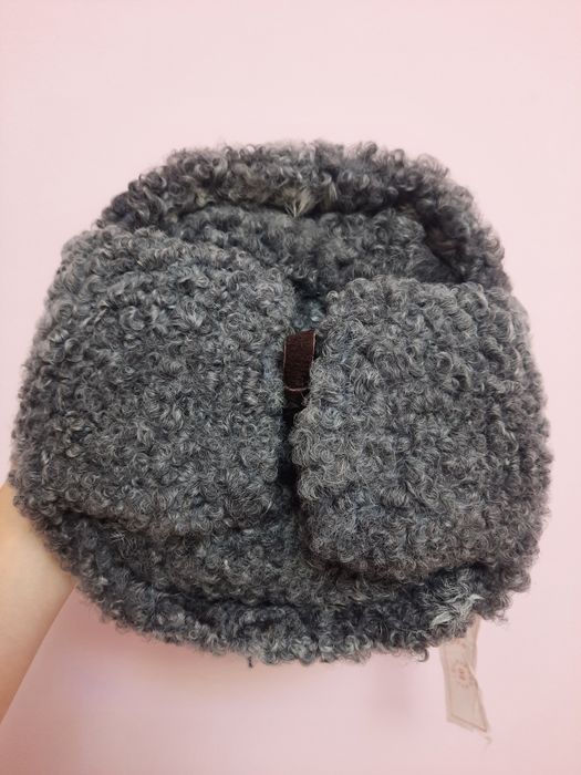 Продам нову каракулеву шапку