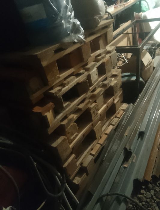 Продам палети піддони